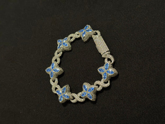 Flower link bracelet