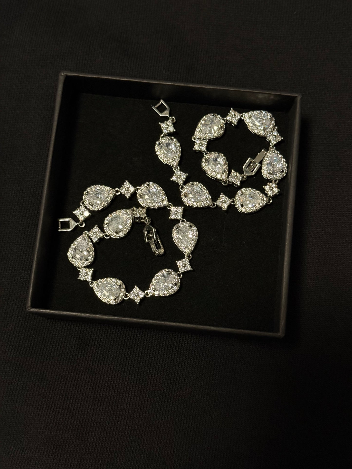 Star Tear Drop Bracelet